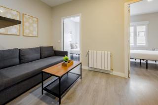 Descubre Madrid para 5, al pie de Gran Vía E2 - 0