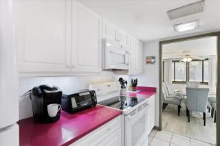 1402 South Beach Villa. - 4