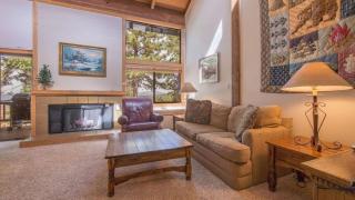 Hawks Eye by AvantStay Cozy Condo w Views Access to Northstar Resort Community - 5