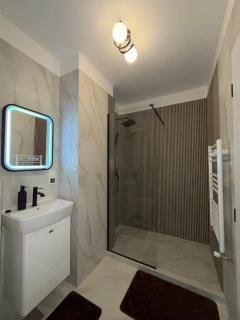 PrimeStay Residence 63 - 1