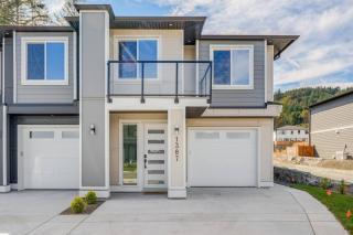 Splendid Home in Victoria - 9