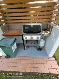 Opuke Crash Pad Methven - with mountain views. - 1