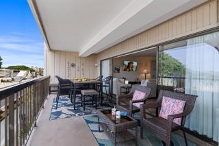 Kona Plaza 201 - 1