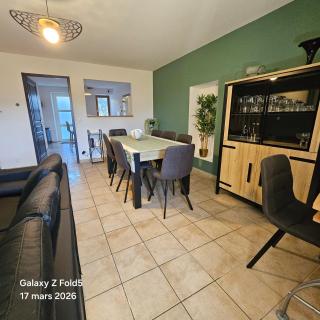 Le Village - 4
