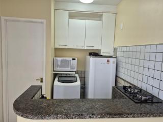 Apartamento a 140 metros da Praia, e Piscina na Cobertura do Prédio - 4