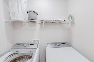 ET025 - Magical Sunny Townhouse With Games Room at Reunion - 3