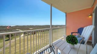 Ocean View w Pool TennisPickleball Beach Access Summer Love by AvantStay - 8