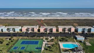 Ocean View w Pool TennisPickleball Beach Access Summer Love by AvantStay - 3