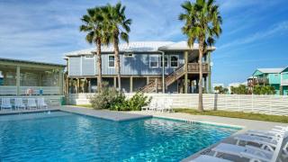 Nature Preserve View Shared Pool Outdoor Living Casa Pescadora by AvantStay - 0