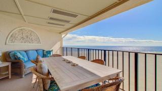 512 Seascape by AvantStay Oceanfront Condo on the Beach Community Pool Access - 0