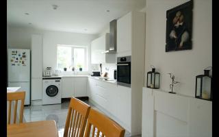 4 bedroom house close to tube - 4