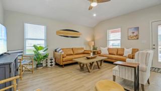 Patio Lounge w Firepit Nature Preserve Views Surf-n-dipity by AvantStay - 1