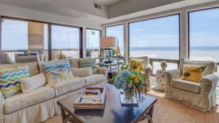 1102 Ocean Club AvantStay Oceanfront Shared Pool Spa Ocean Views - Isle of Palms - 4