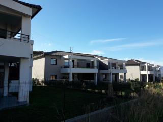 Appartement moderne avec terrasses et piscine - 9