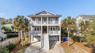 7 41st Avenue by AvantStay Private Pool Near Beach - Isle of Palms - 8