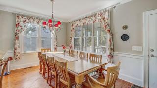 7 41st Avenue by AvantStay Private Pool Near Beach - Isle of Palms - 5