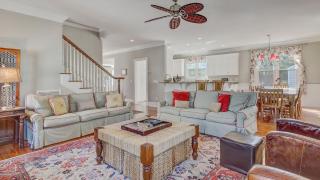 7 41st Avenue by AvantStay Private Pool Near Beach - Isle of Palms - 1