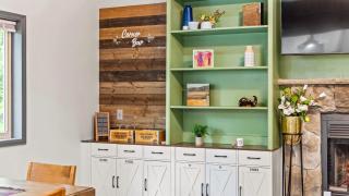 The Tranquil Trails by AvantStay Lake Access Deck Fireplace - 2