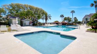3C Mariners Walk by AvantStay Beach Pool Access Enclosed Porch - 9