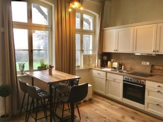 Zum alten Burgsitz - 1