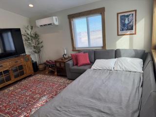 Teton View Getaway 1BR near Grand Targhee and Teton & Yellowstone National Park - 3