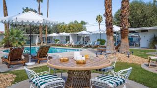 The Monkey Tree Hotel Buyout by AvantStay Entire Hotel Buyout Funky Rooms w Modern Amenities - 4