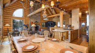 Snowdrift Cabin by AvantStay Breathtaking Home w Prime Ski Access - 8