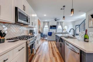 Explore Houston! Pet-Friendly Home Near Downtown - 4