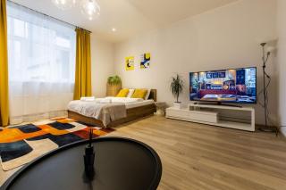 Kronvalda Apartment - Walk to Old Town - Free P - 0