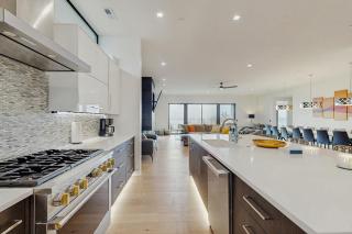 Modern Bayfront Memories - 1