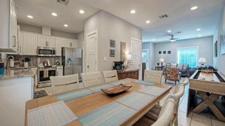 Villa La Isla Family Condo with Pool Near Corpus Christis Best Beaches Dining - 7