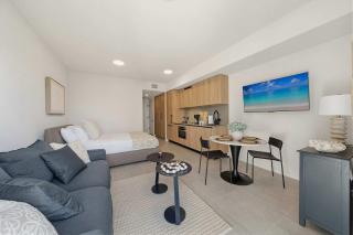 Cielo Studio- Downtown Location and City Views - 1