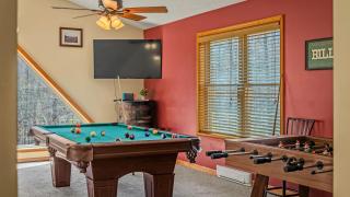 Hickory Haven by AvantStay Hot Tub Game Room Theater Deck - 7