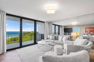 One Seagrove Place 0203 - 0