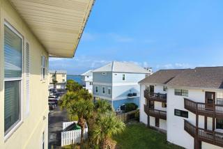 Gulf Island 532 - 6