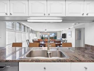 Emerald Towers 0101 - 3