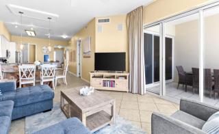 The Crescent 412 - 8