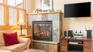 Owl Meadows 24 by AvantStay Walking Distance to Town Slopes - 8