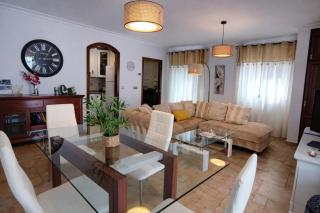 Penthouse with Private Hot Tub ,2 Bedrooms, Walk to Beach - 3