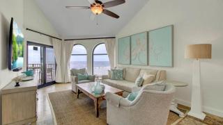 513 Seascape by AvantStay Oceanfront Home w Amazing Views Community Pool Access - Isle of Palms - 4