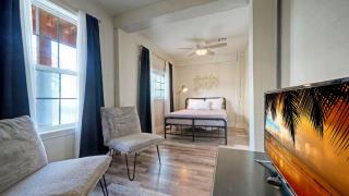 Golf Cart Zone Walk or Ride to Beach Patio BBQ Salty Sunshine A - 6