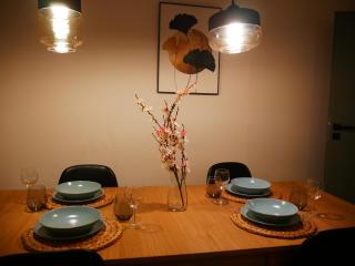 Spacious 3 room apartment in center perfect for family or a group of friends - 2