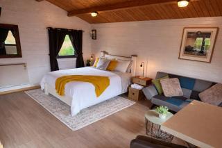 Westport Country Chalets - 2