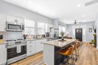 Urban Retreat! RVA Hotspots at Your Doorstep! - 8