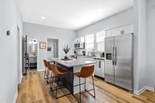 Urban Retreat! RVA Hotspots at Your Doorstep! - 7
