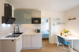 Sonnige, ruhige Gartenwohnung mit Terrasse u. Garten - 0