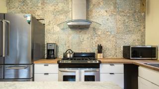 Alpine Bay by AvantStay 5mins To Diamond Peak Skiing w Expansive Deck - 6