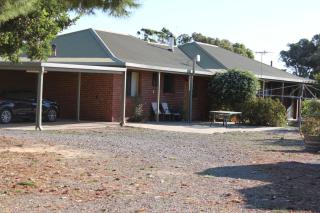 Willunga Farm Retreat - 0