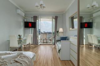 LYNA Home Gold - Parliament Residence - 5