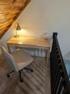 Knobby & Nice Retreat with hot tub, firepit, pool - 4